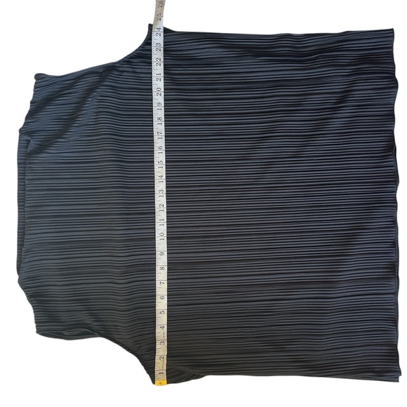 Rafaella LINED PLISSE TOP Black Size Large - Picture 4 of 8